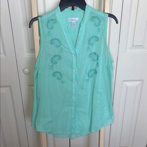 Kim Rogers Mint Green Sleeveless Embroidered Button-Front top